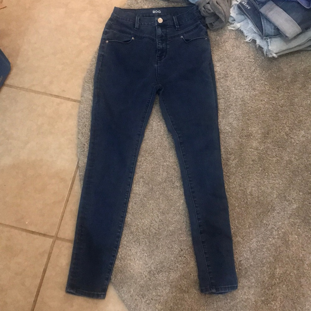 Hi Rise Skinny Jean - Picture 5 of 8